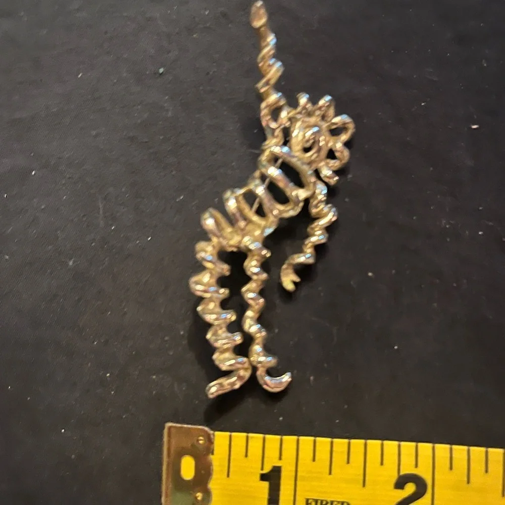 Vintage Gold Tone Corkscrew Dancer Lady Spiral Brooch